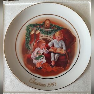 Avon Christmas 1983 Plate